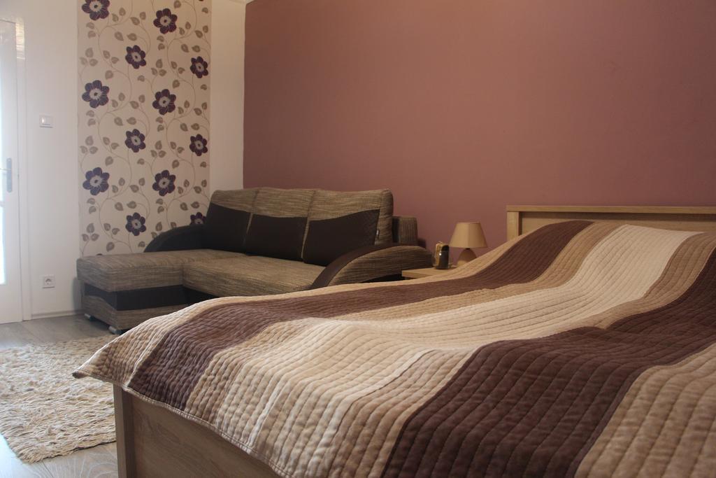 Verona Apartman Segedín Exteriér fotografie